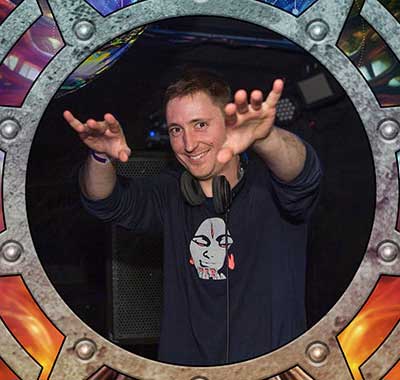 Neutron - DJ